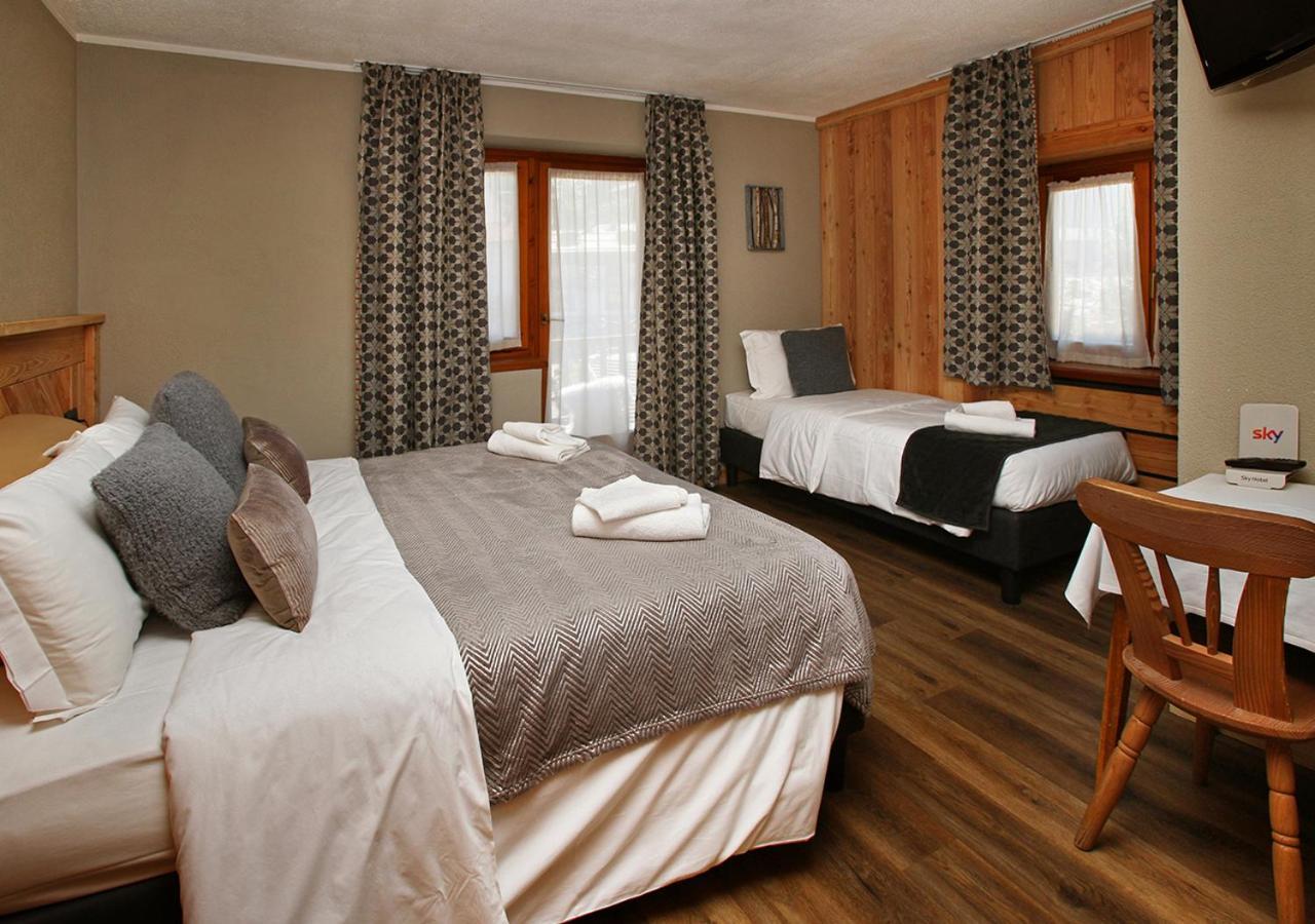 Hotel Assietta Oulx Esterno foto