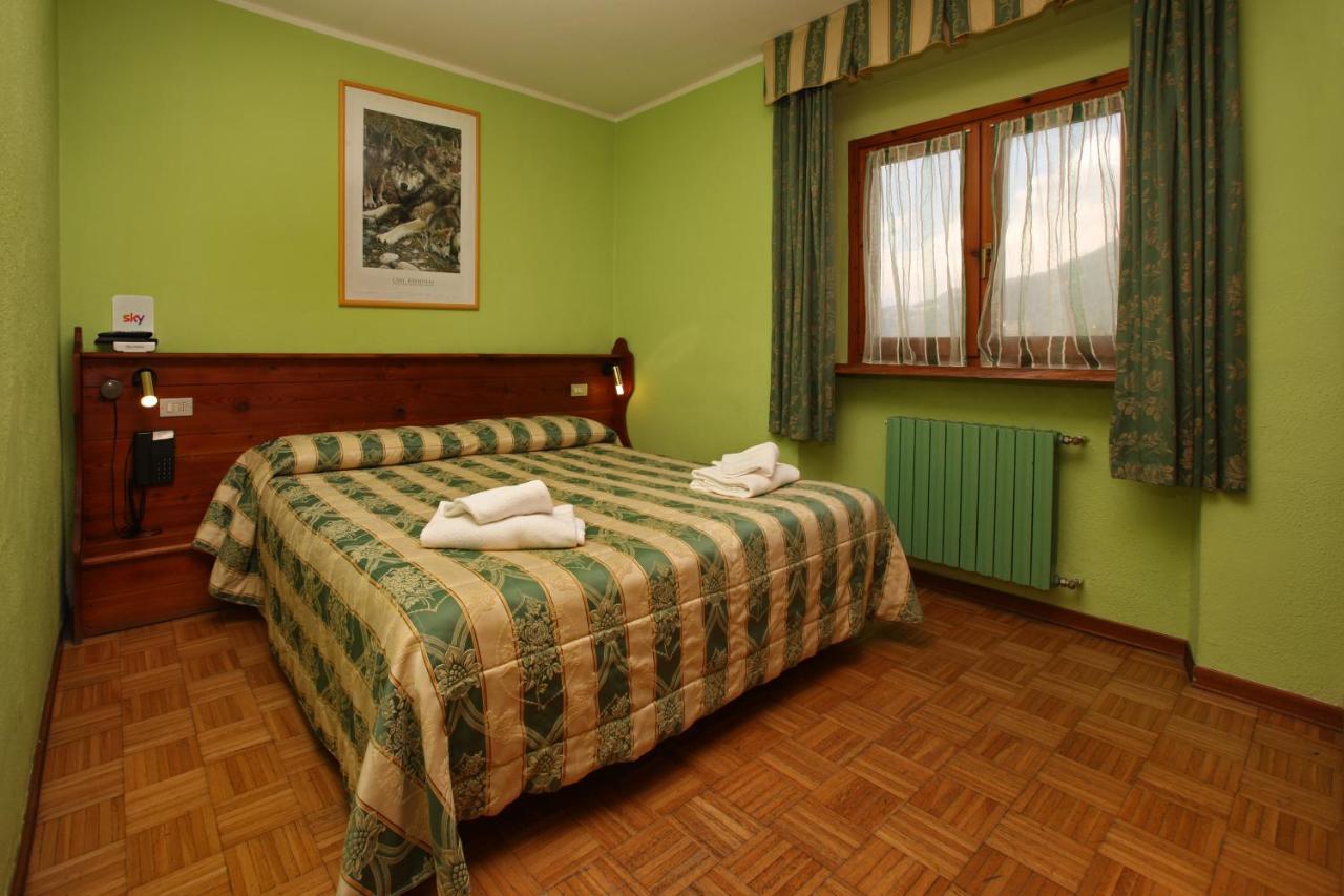 Hotel Assietta Oulx Esterno foto